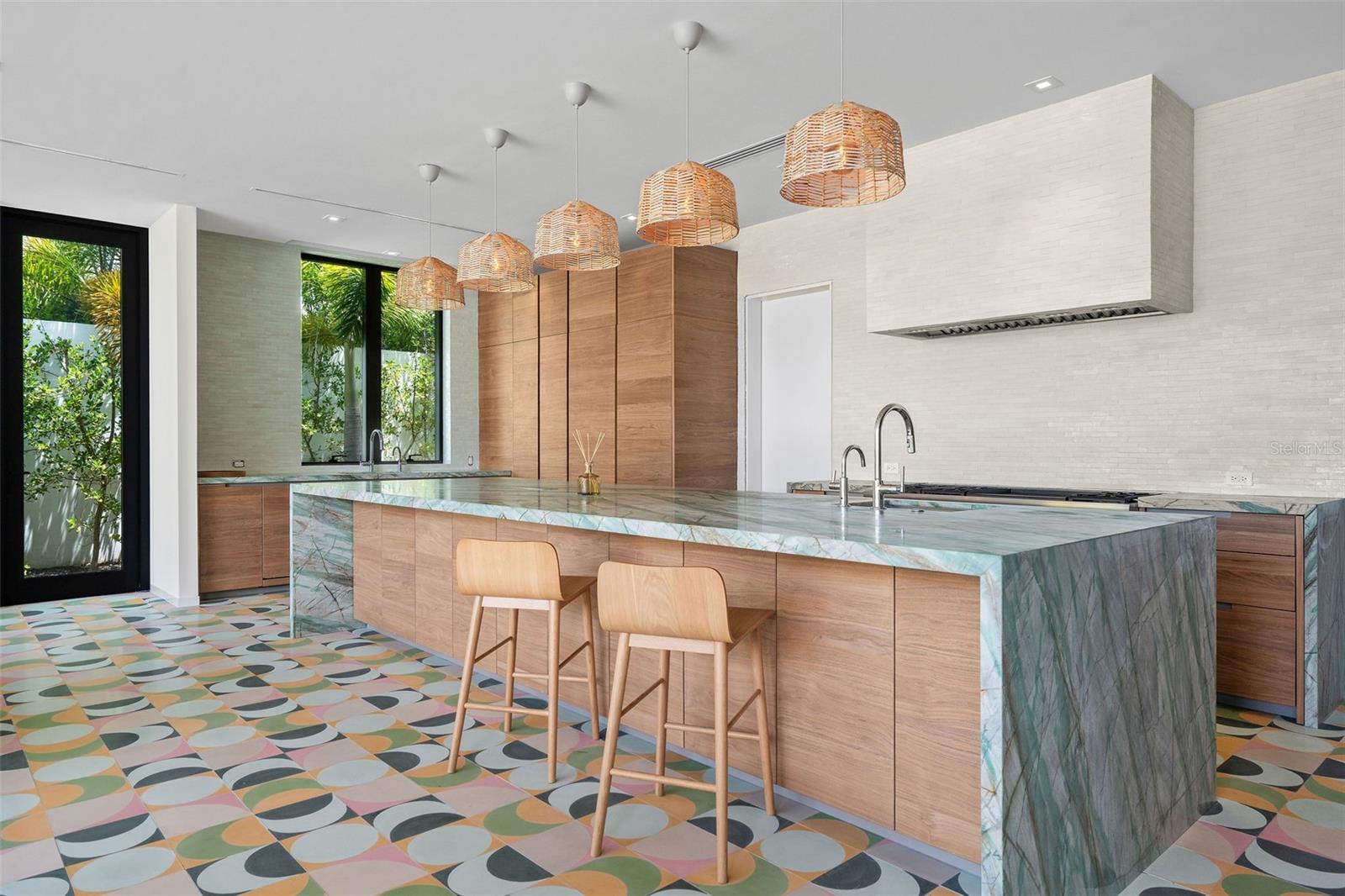 202 LEGACY DORADO Bch EAST DORADO, PR 00646