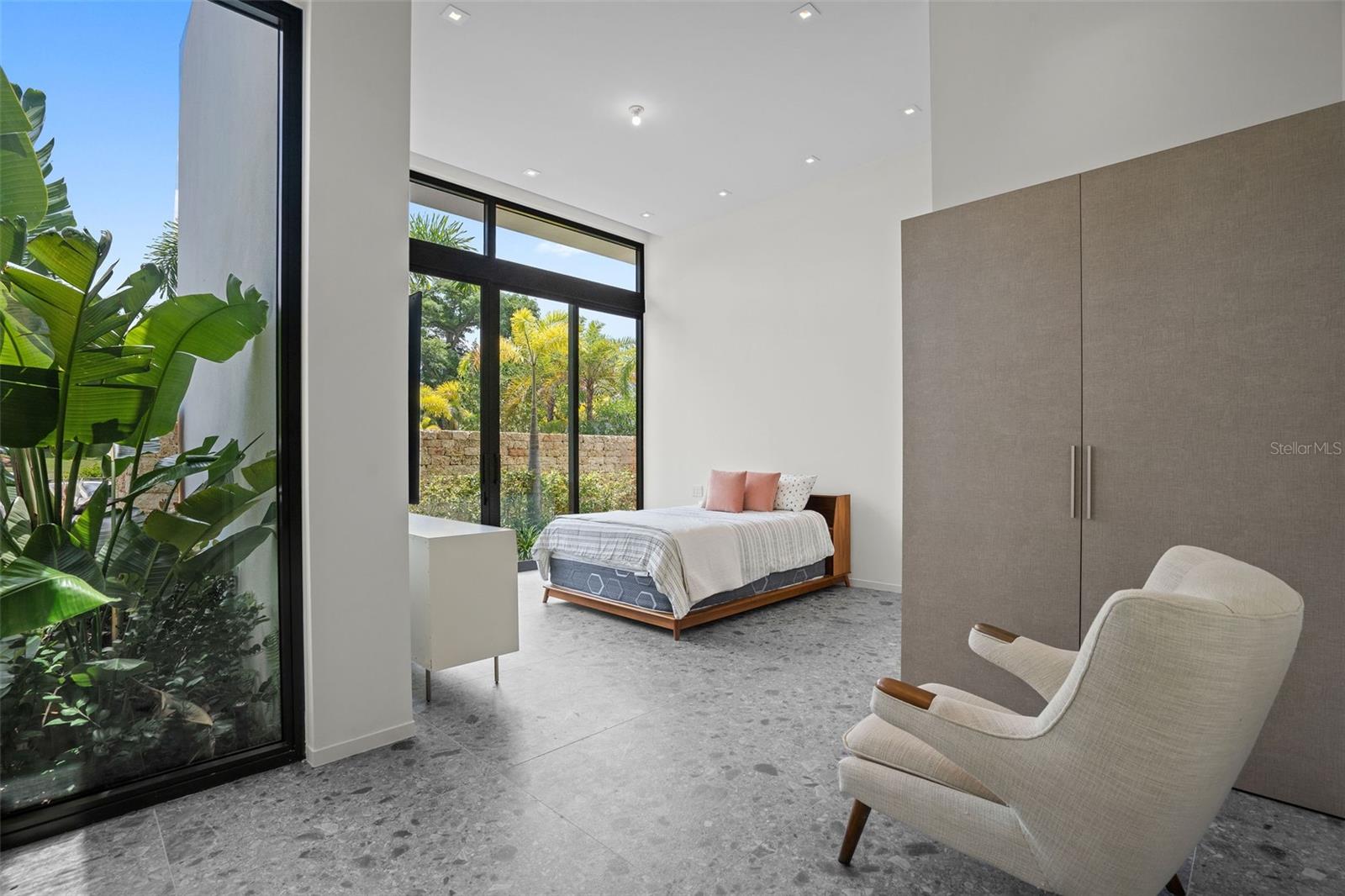 202 LEGACY DORADO Bch EAST DORADO, PR 00646