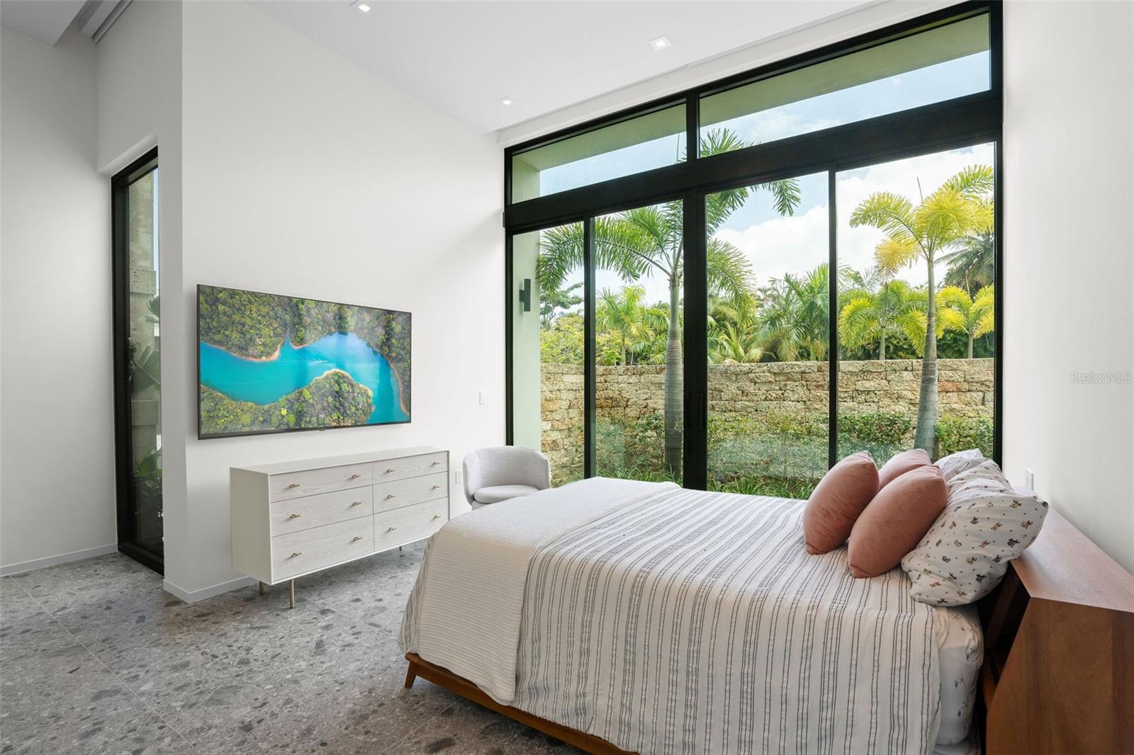 202 LEGACY DORADO Bch EAST DORADO, PR 00646