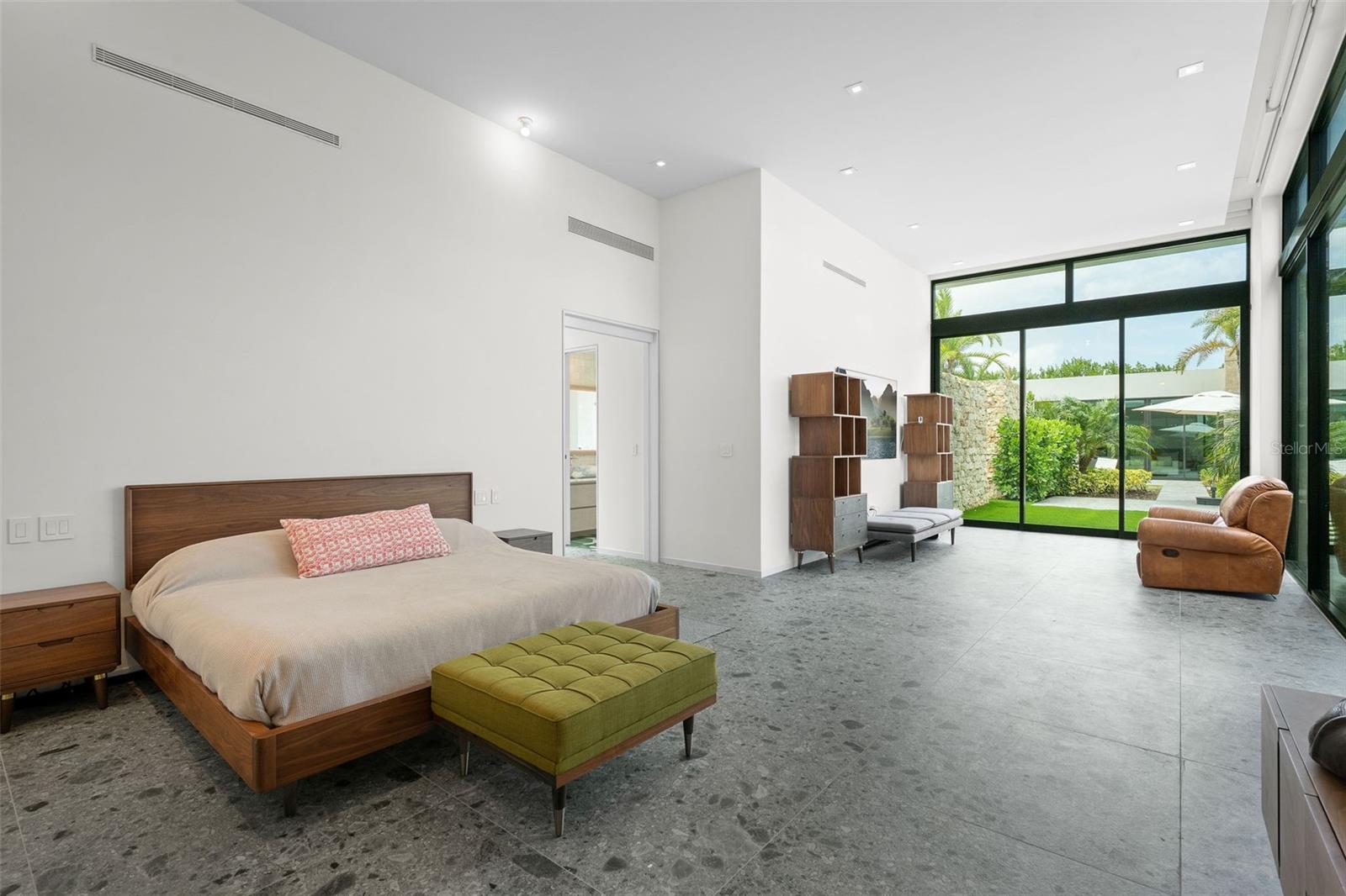 202 LEGACY DORADO Bch EAST DORADO, PR 00646