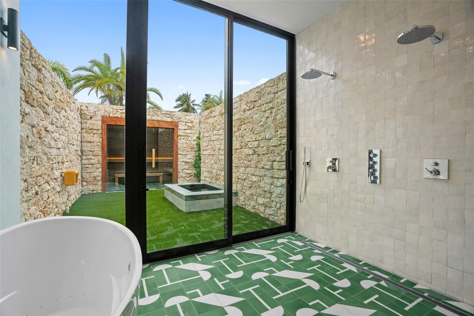 202 LEGACY DORADO Bch EAST DORADO, PR 00646