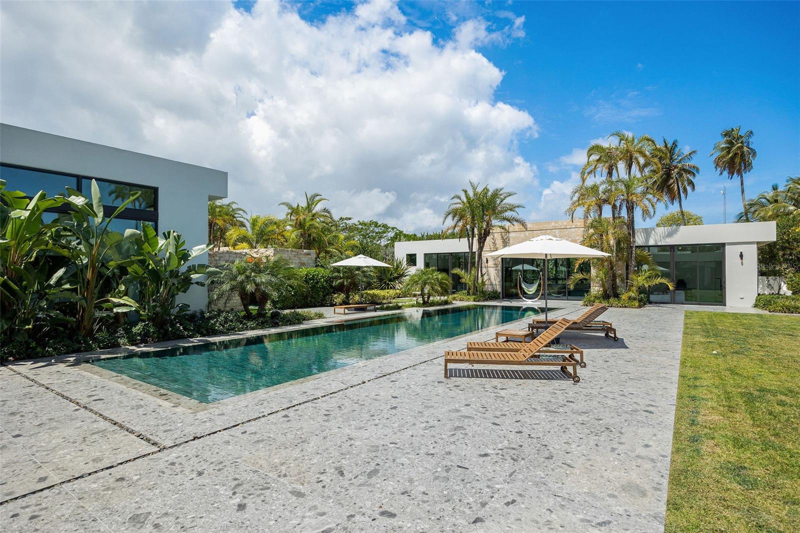 202 LEGACY DORADO Bch EAST DORADO, PR 00646