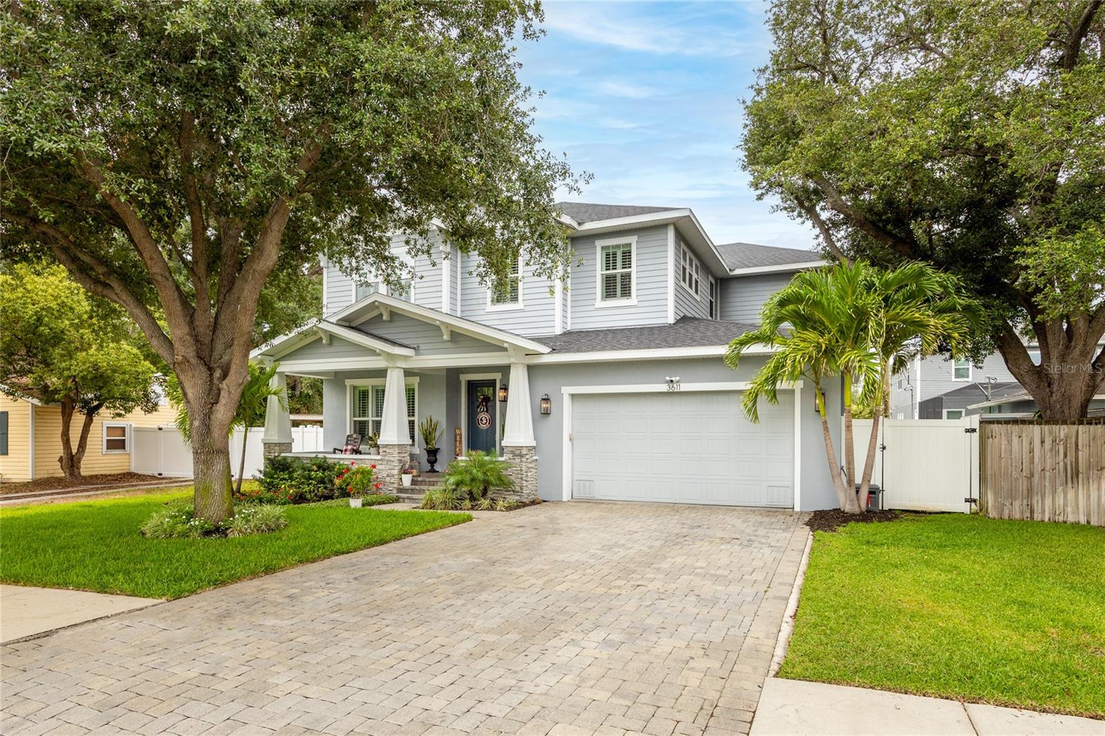 3611 W ROYAL PALM Cir