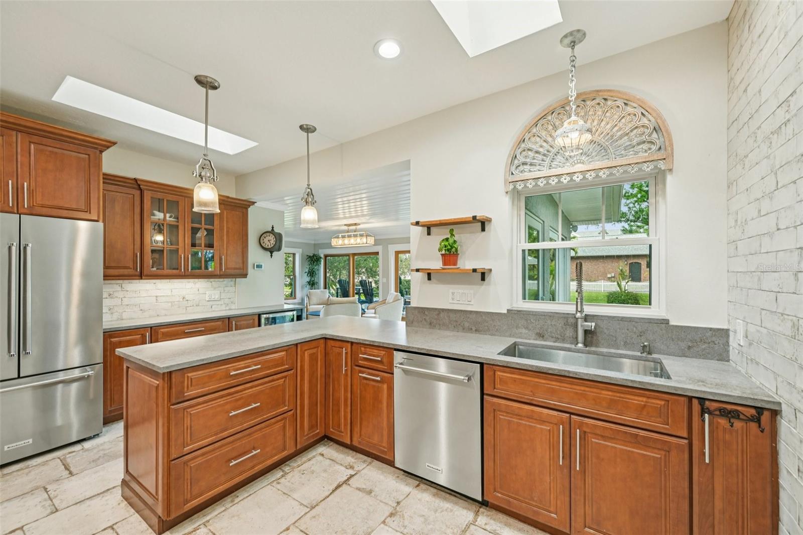 207 23RD St BRADENTON, FL 34205