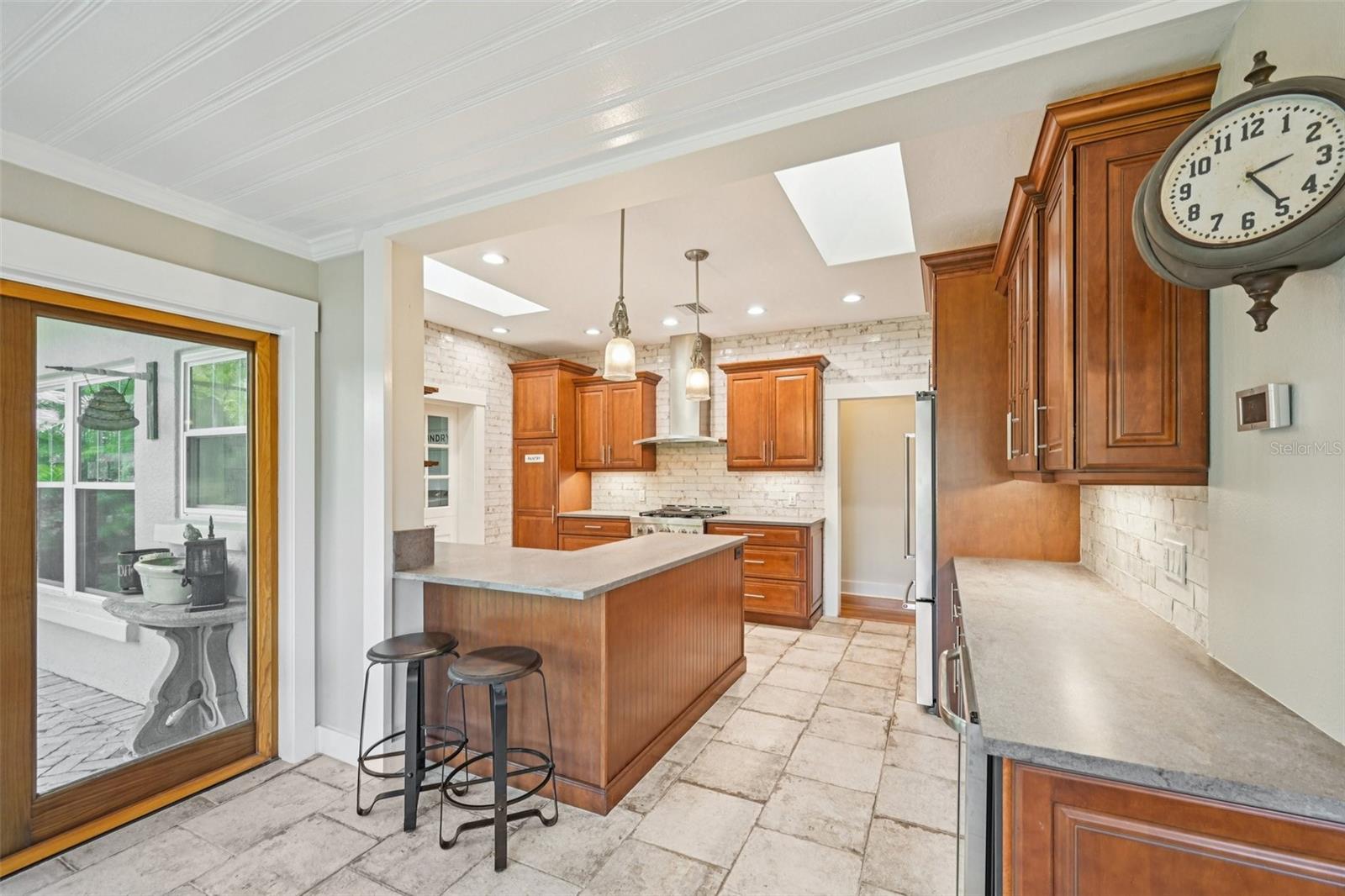 207 23RD St BRADENTON, FL 34205