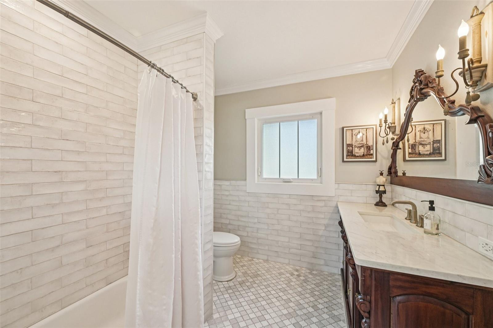 207 23RD St BRADENTON, FL 34205