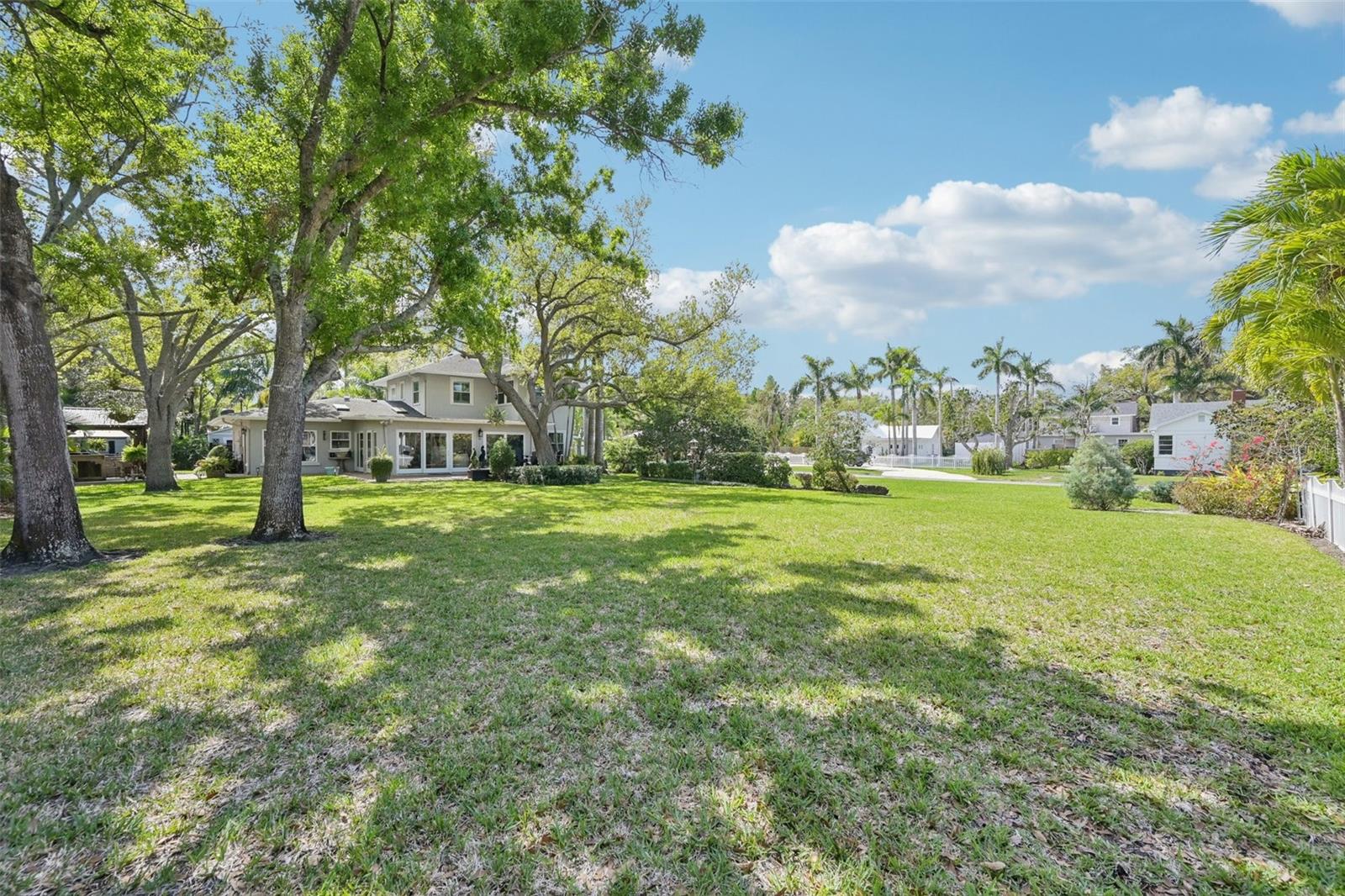 207 23RD St BRADENTON, FL 34205