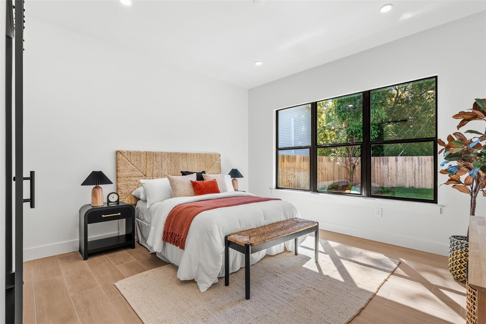 1012 STETSON St ORLANDO, FL 32804