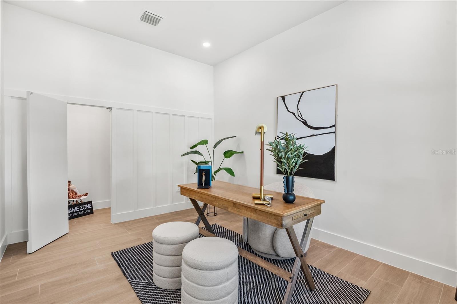 1012 STETSON St ORLANDO, FL 32804