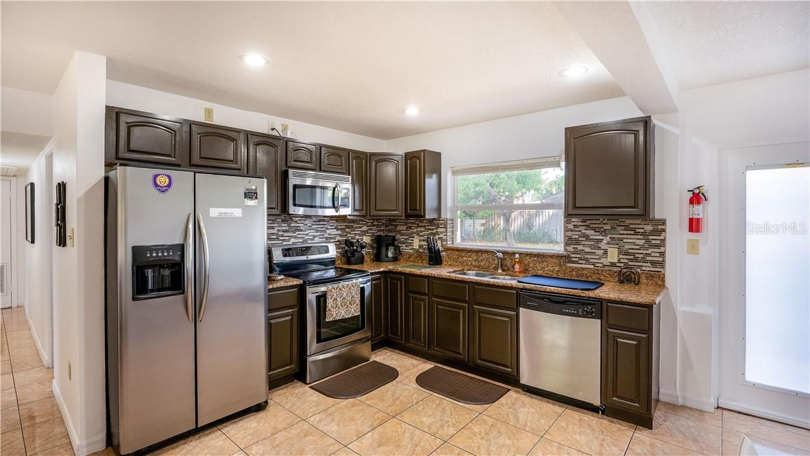 2721 RAEFORD Rd ORLANDO, FL 32806