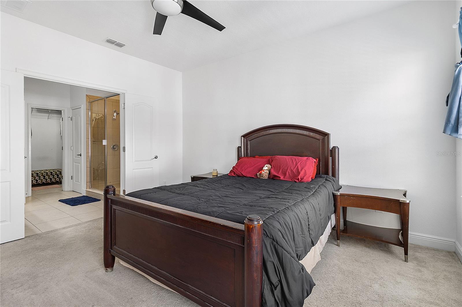 940 LOBELIA Dr LAKE MARY, FL 32746