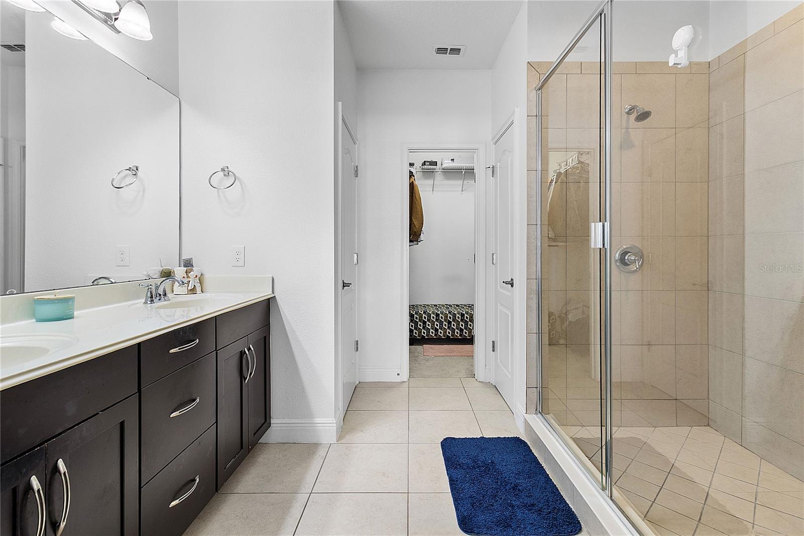 940 LOBELIA Dr LAKE MARY, FL 32746