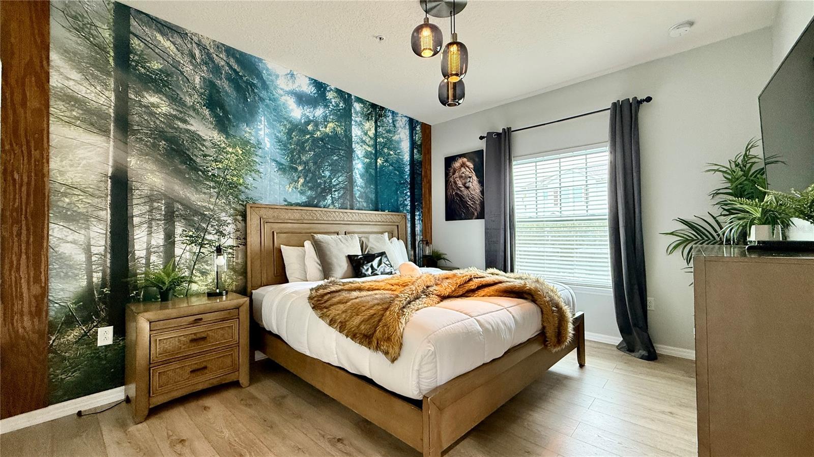 8947 SHINE Dr KISSIMMEE, FL 34747