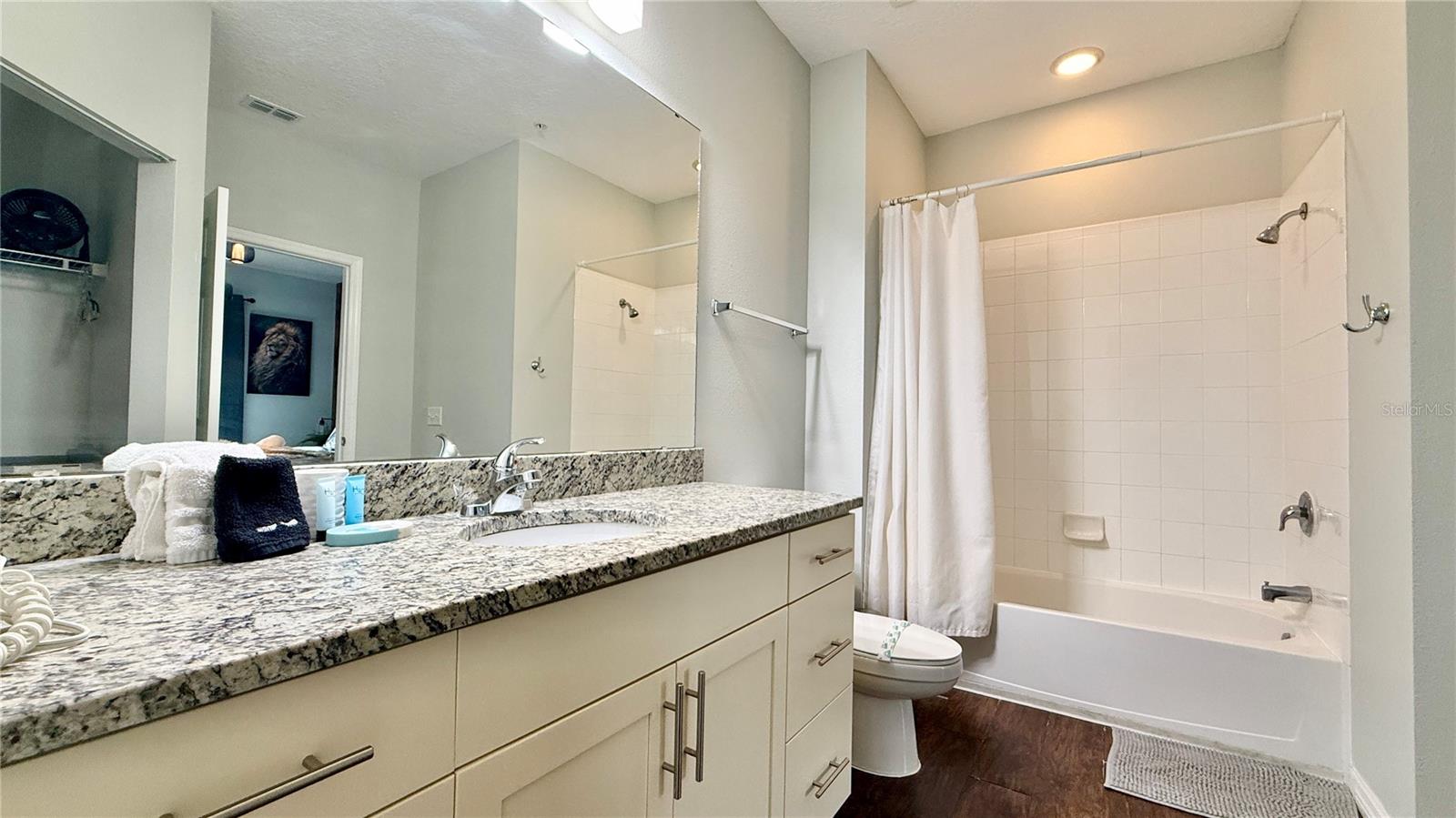 8947 SHINE Dr KISSIMMEE, FL 34747