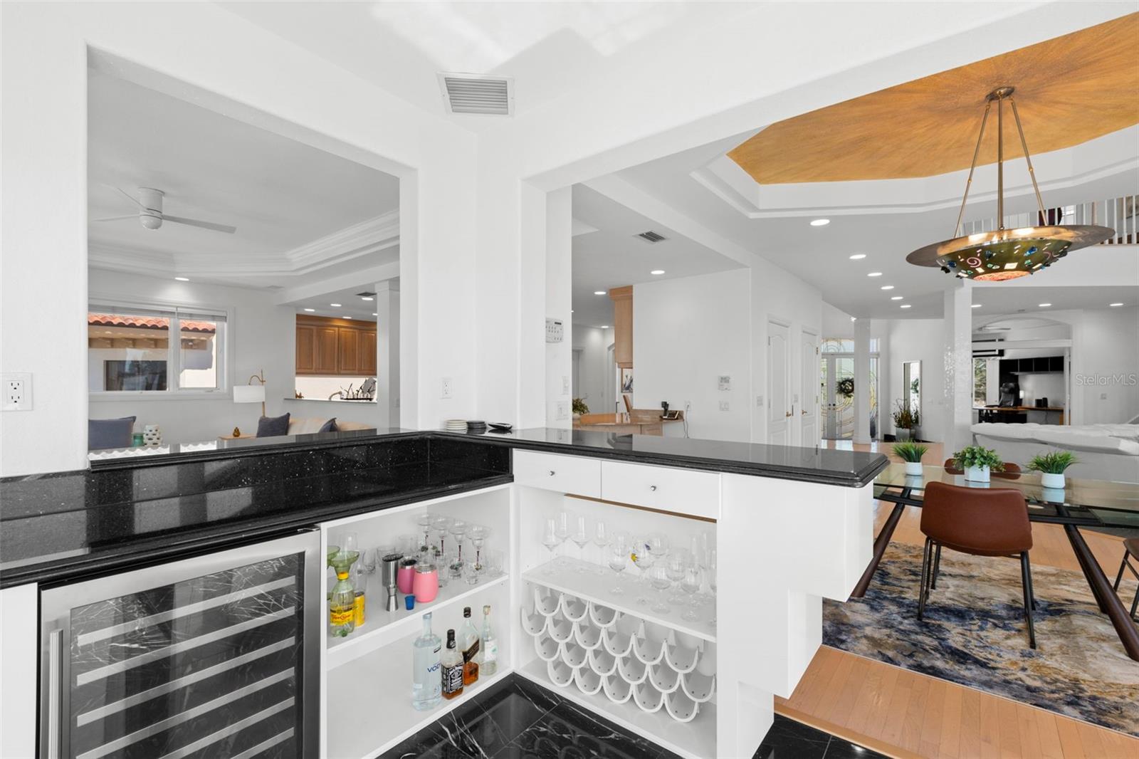 6130 KIPPS COLONY Dr GULFPORT, FL 33707