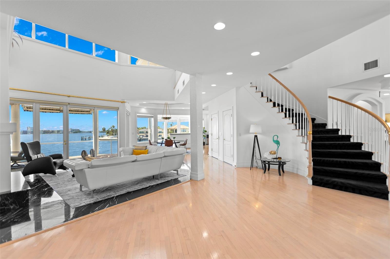 6130 KIPPS COLONY Dr GULFPORT, FL 33707