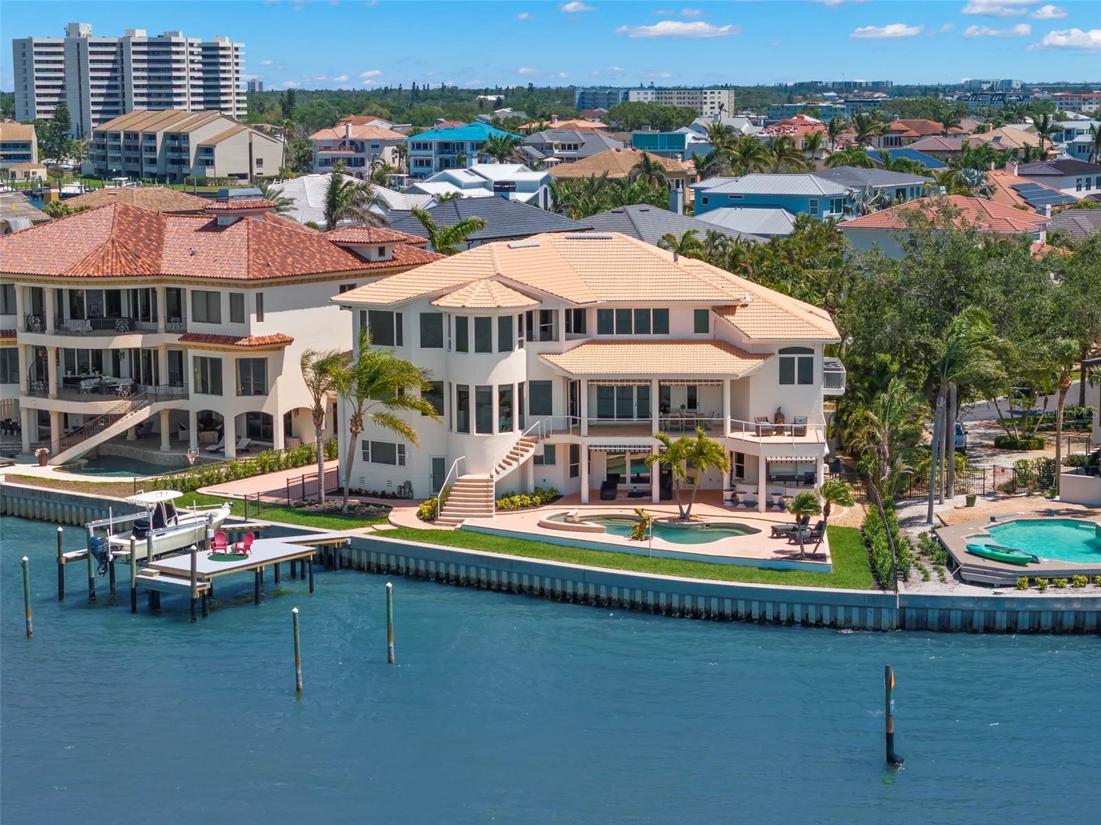 6130 KIPPS COLONY Dr GULFPORT, FL 33707