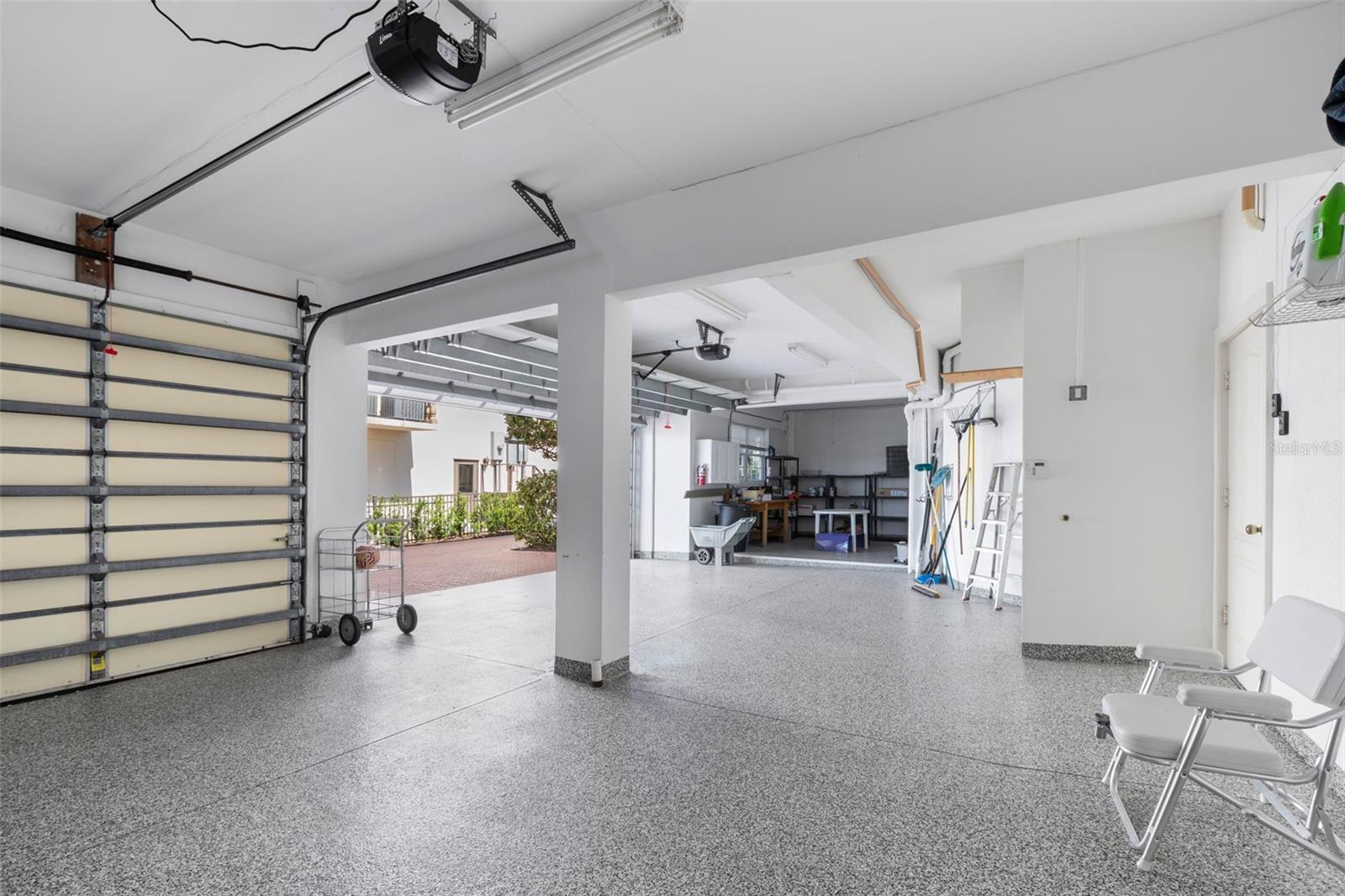 6130 KIPPS COLONY Dr GULFPORT, FL 33707