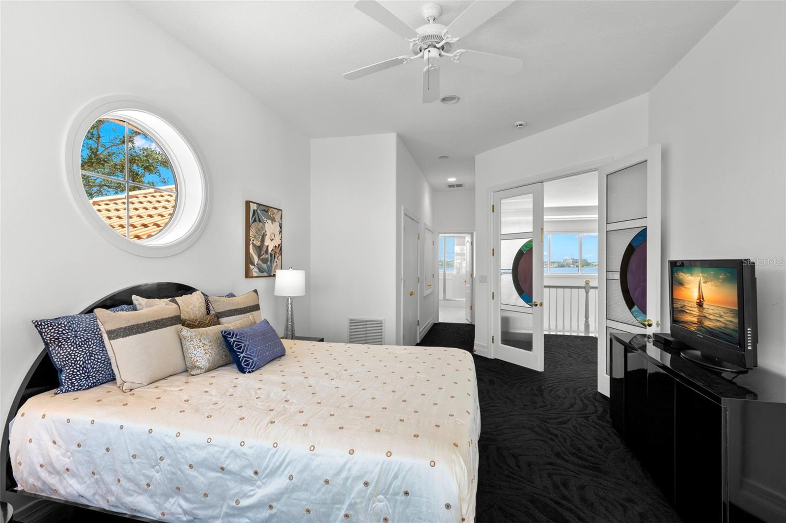 6130 KIPPS COLONY Dr GULFPORT, FL 33707