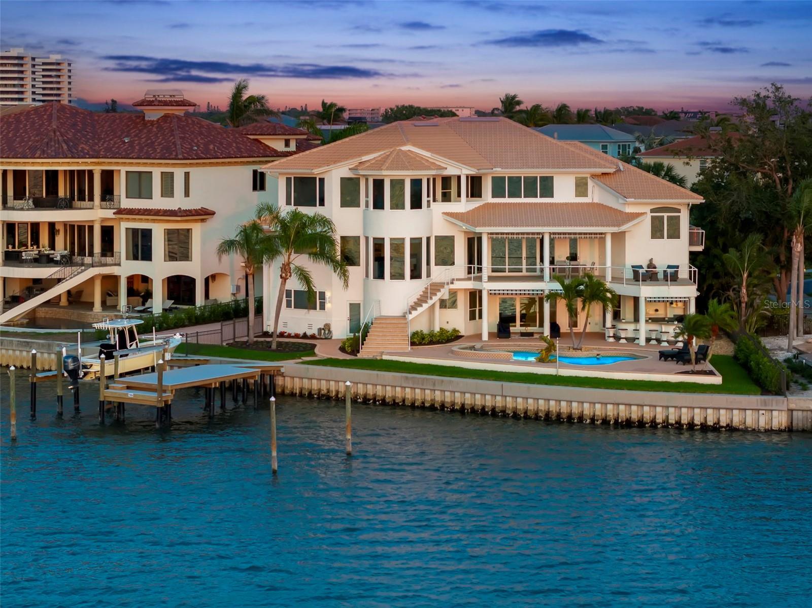 6130 KIPPS COLONY Dr GULFPORT, FL 33707