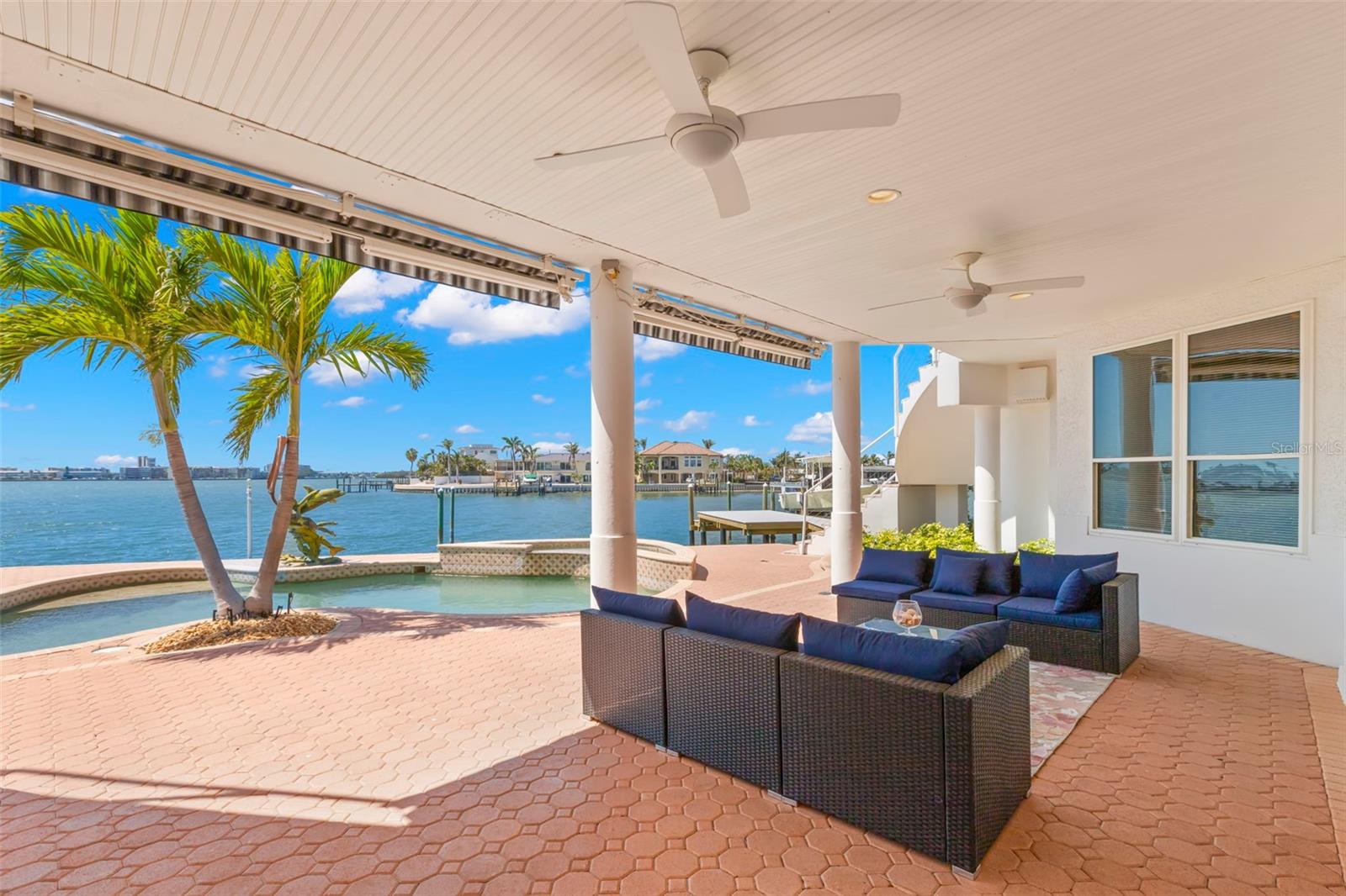 6130 KIPPS COLONY Dr GULFPORT, FL 33707