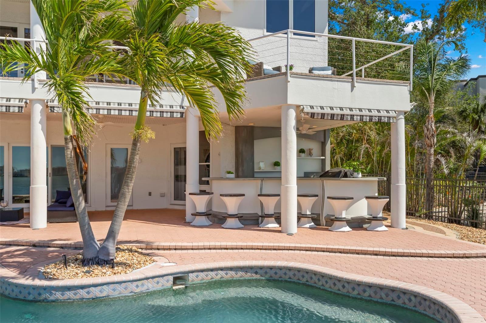 6130 KIPPS COLONY Dr GULFPORT, FL 33707