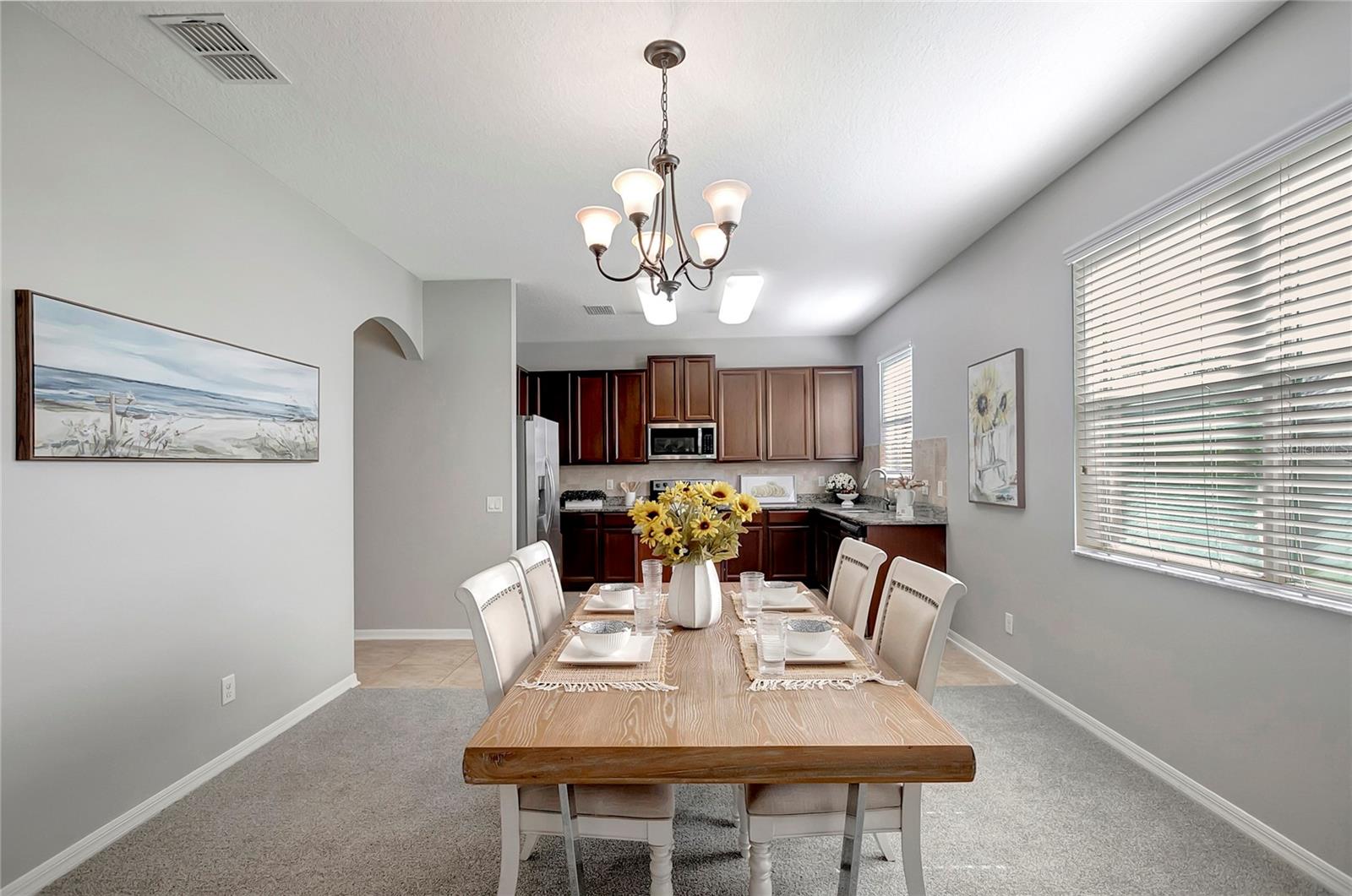 10653 PICTORIAL Park Dr TAMPA, FL 33647