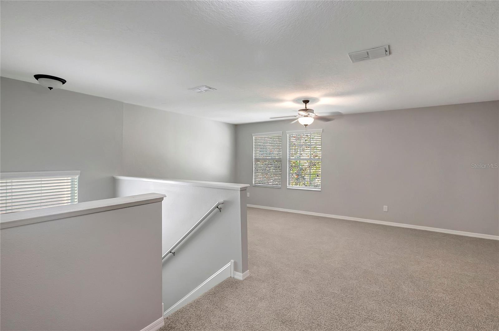 10653 PICTORIAL Park Dr TAMPA, FL 33647