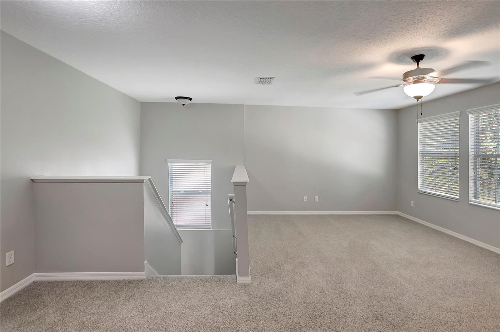 10653 PICTORIAL Park Dr TAMPA, FL 33647