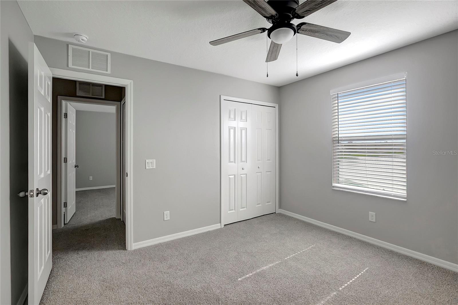 10653 PICTORIAL Park Dr TAMPA, FL 33647