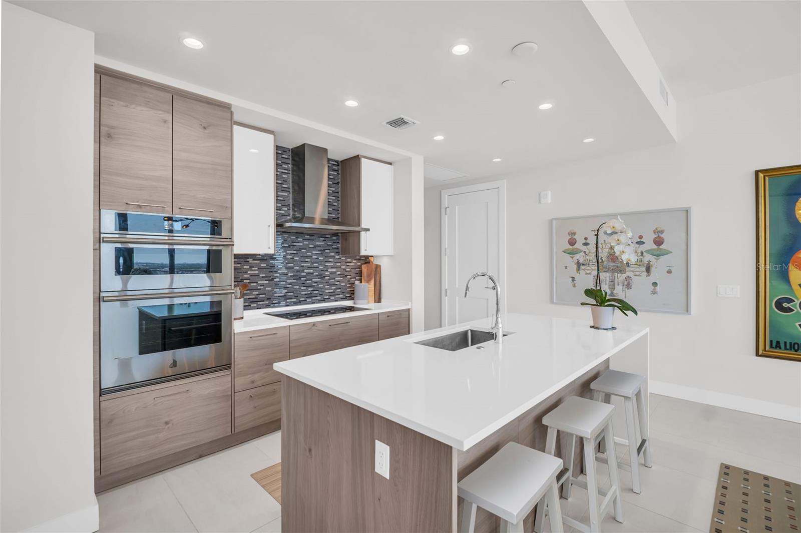 301 1ST St #2105 ST PETERSBURG, FL 33701