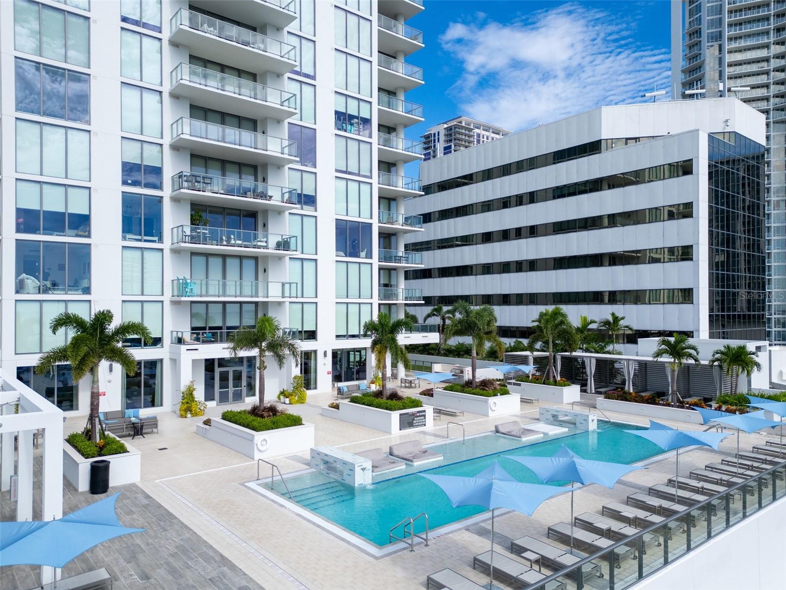 301 1ST St #2105 ST PETERSBURG, FL 33701