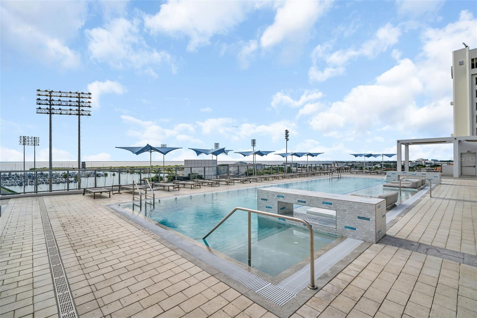 301 1ST St #2105 ST PETERSBURG, FL 33701