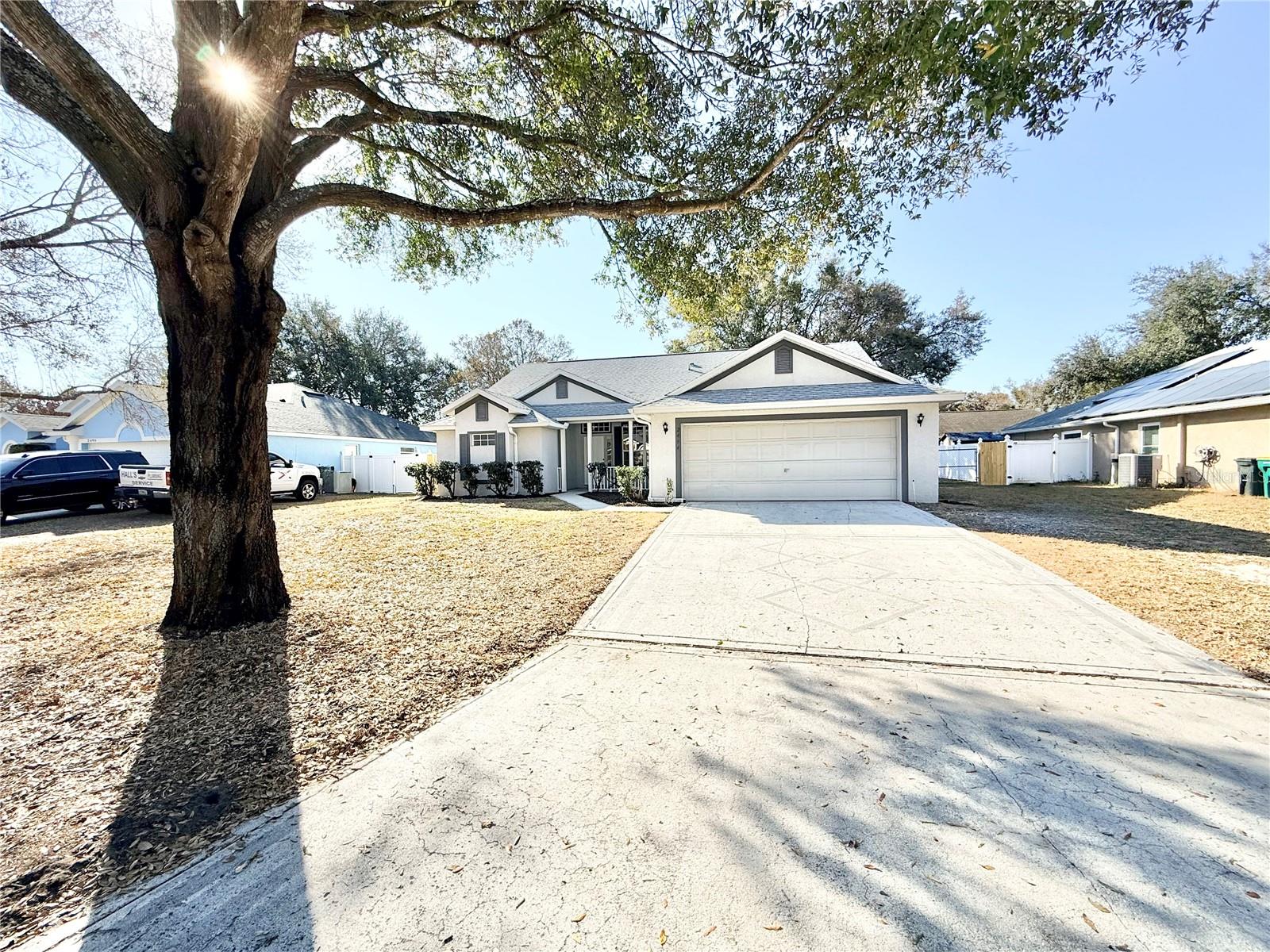 2494 TREMONT Dr EUSTIS, FL 32726