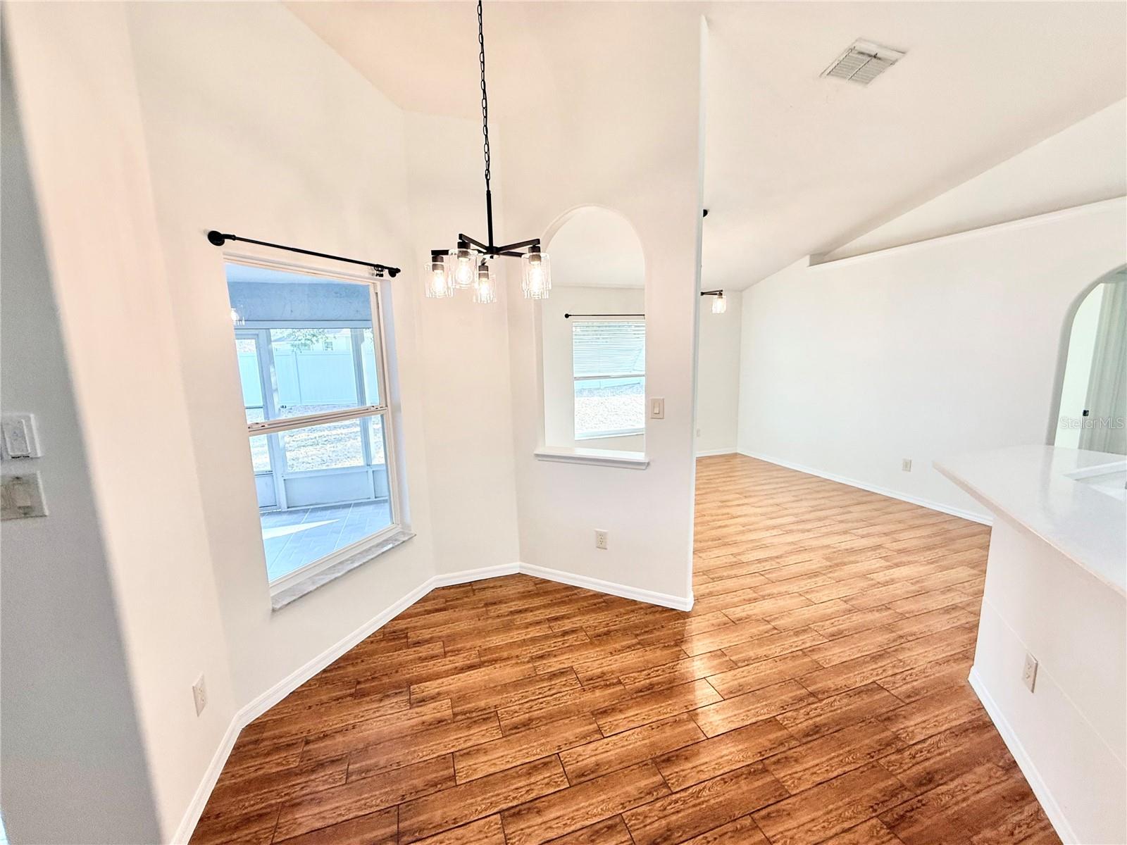 2494 TREMONT Dr EUSTIS, FL 32726