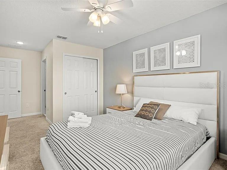 1521 CAREY PALM Cir KISSIMMEE, FL 34747