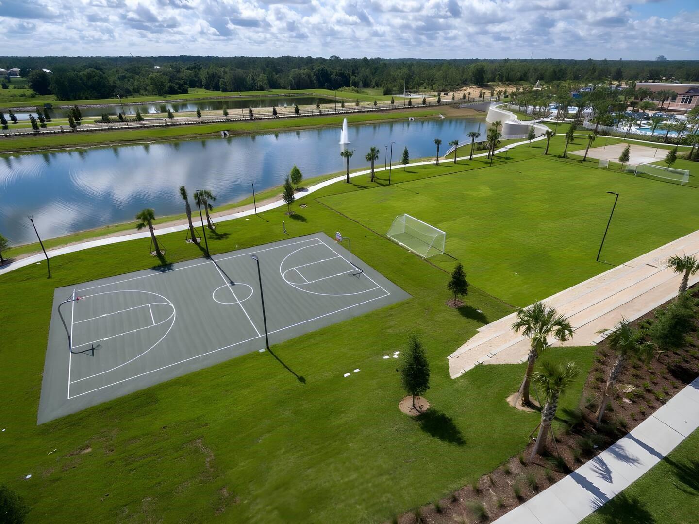 1521 CAREY PALM Cir KISSIMMEE, FL 34747