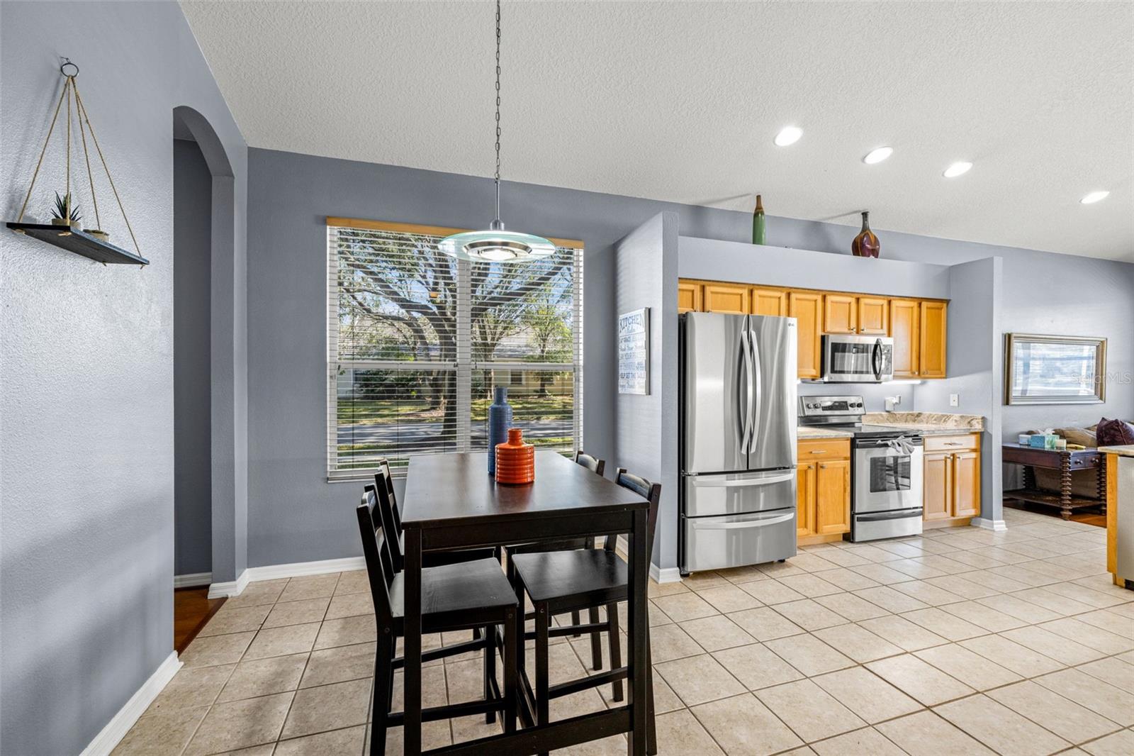 8425 FENWICK Ave TAMPA, FL 33647