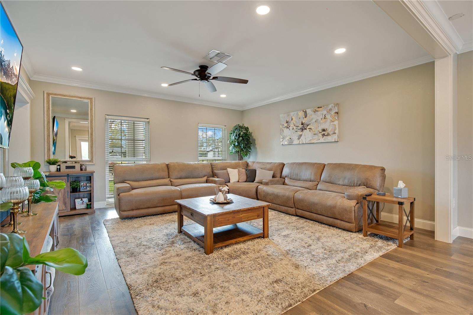 5018 SAINT DENIS Ct BELLE ISLE, FL 32812