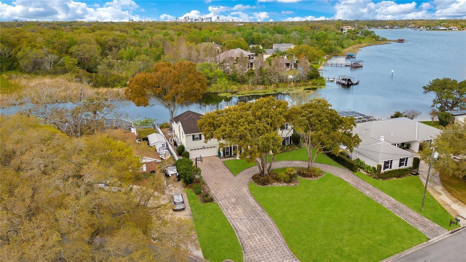 5018 SAINT DENIS Ct BELLE ISLE, FL 32812