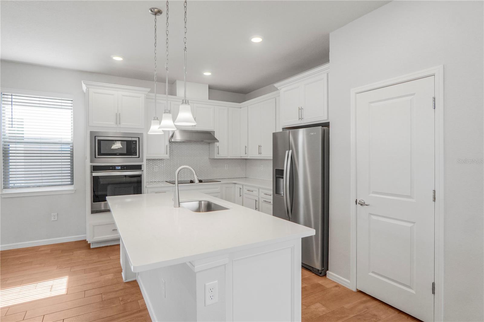 14025 KAUAI Dr ORLANDO, FL 32827