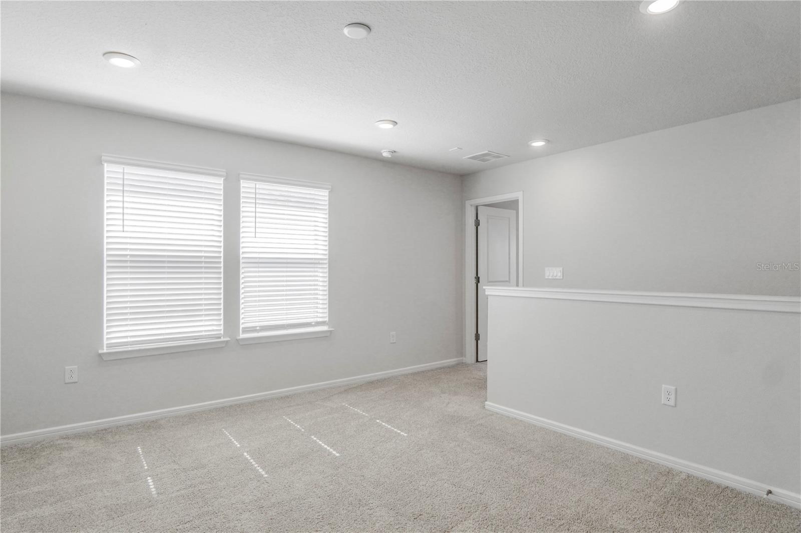 14025 KAUAI Dr ORLANDO, FL 32827