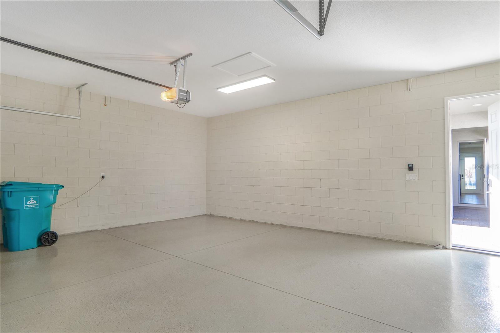 14025 KAUAI Dr ORLANDO, FL 32827