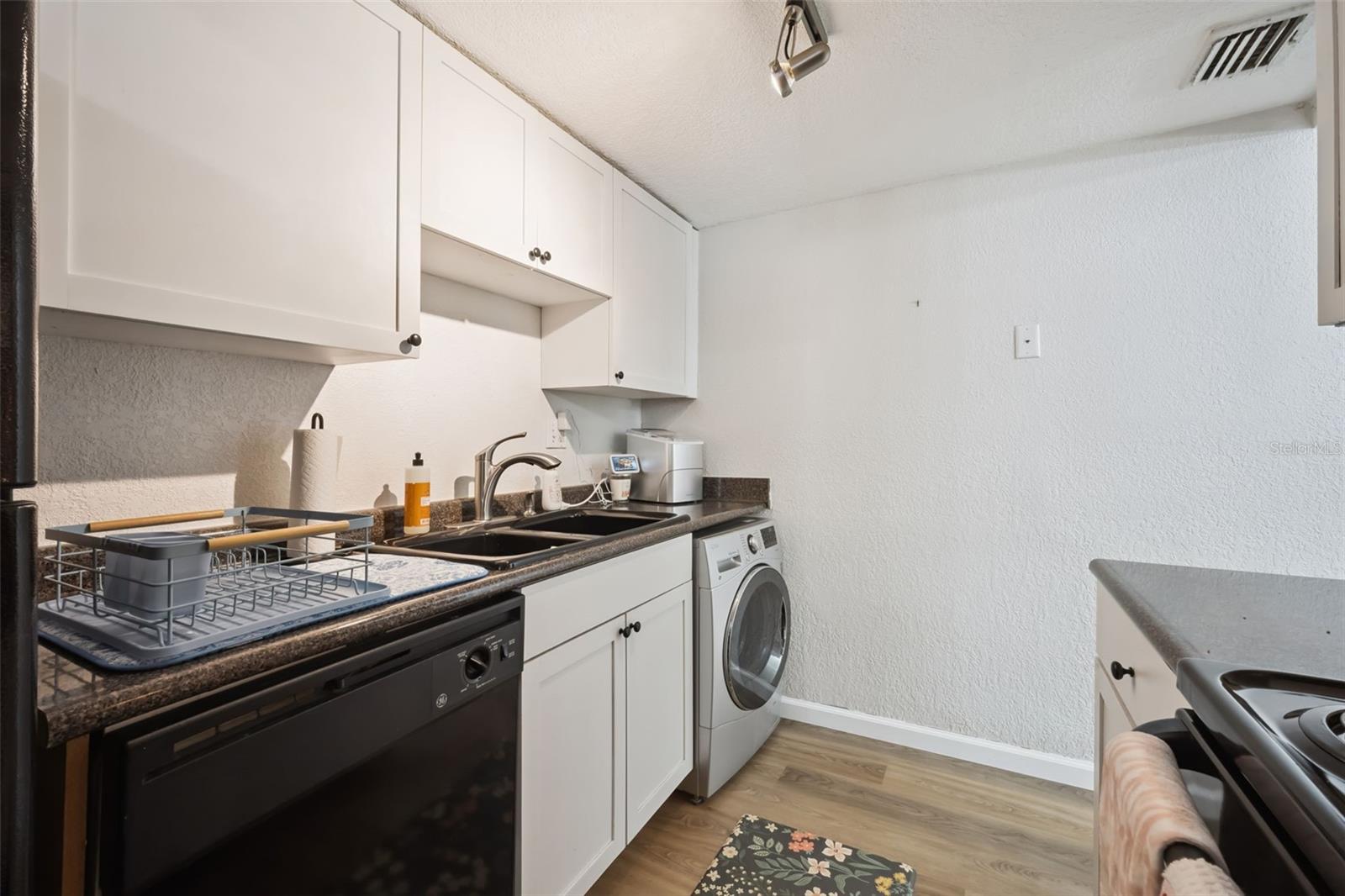 754 E MICHIGAN St #185 ORLANDO, FL 32806