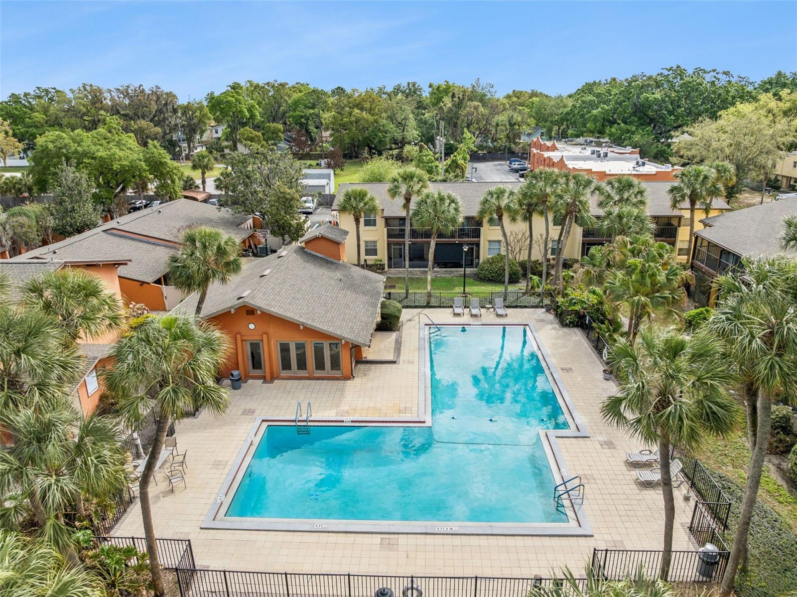 754 E MICHIGAN St #185 ORLANDO, FL 32806