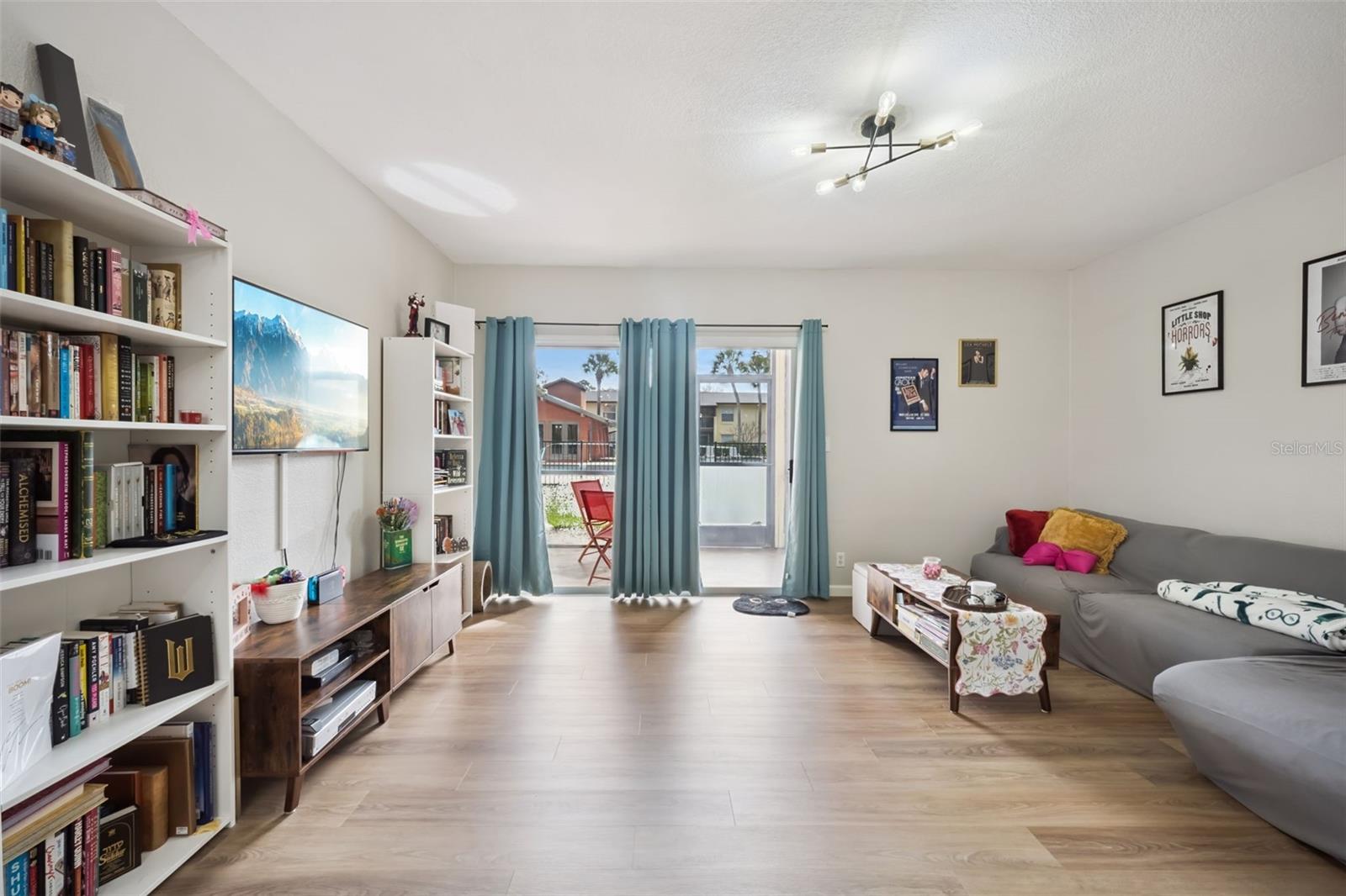 754 E MICHIGAN St #185 ORLANDO, FL 32806