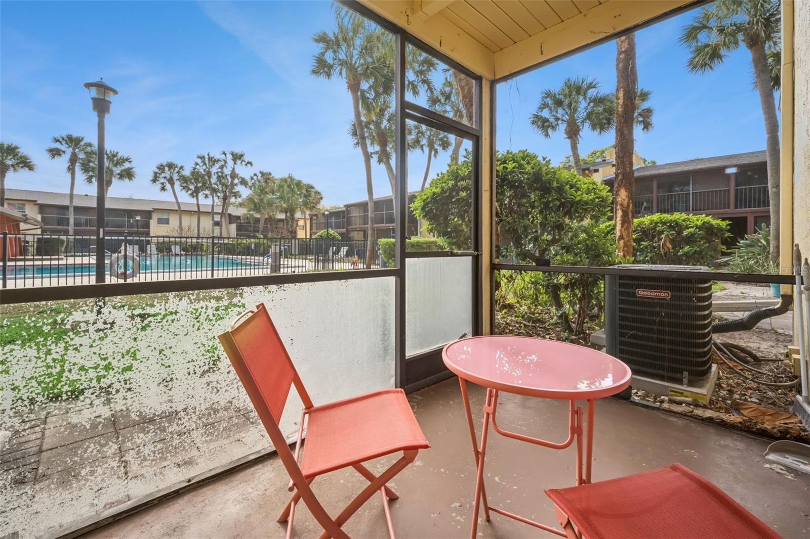 754 E MICHIGAN St #185 ORLANDO, FL 32806