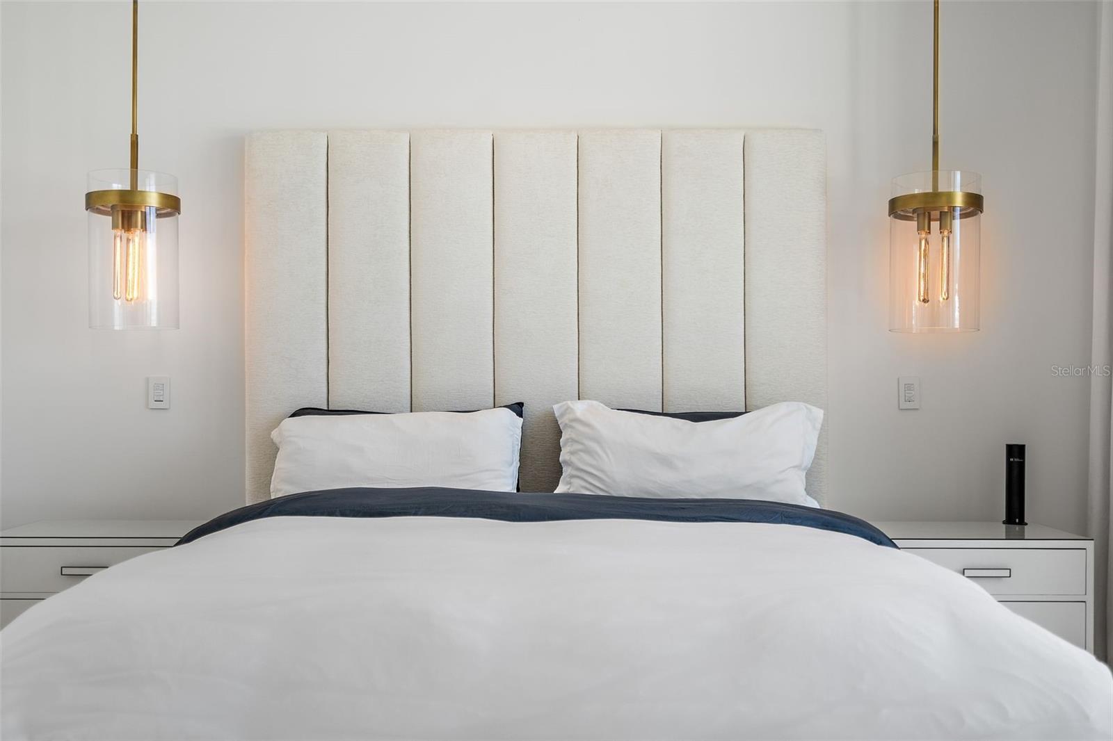 501 BARCELONA Dr TIERRA VERDE, FL 33715