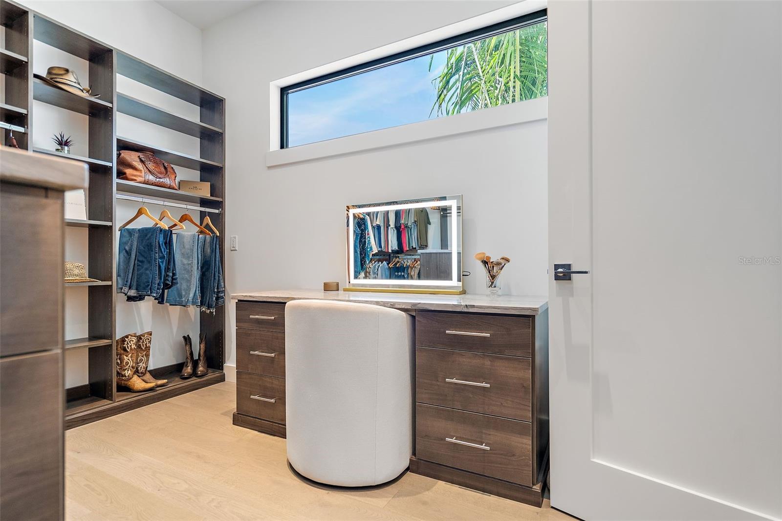 501 BARCELONA Dr TIERRA VERDE, FL 33715