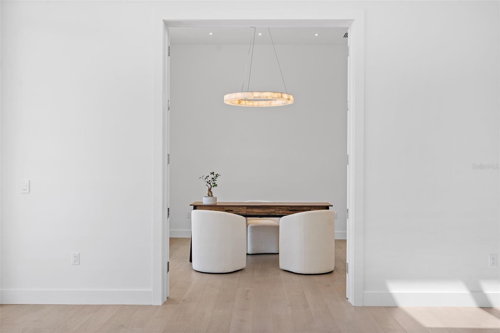 501 BARCELONA Dr TIERRA VERDE, FL 33715